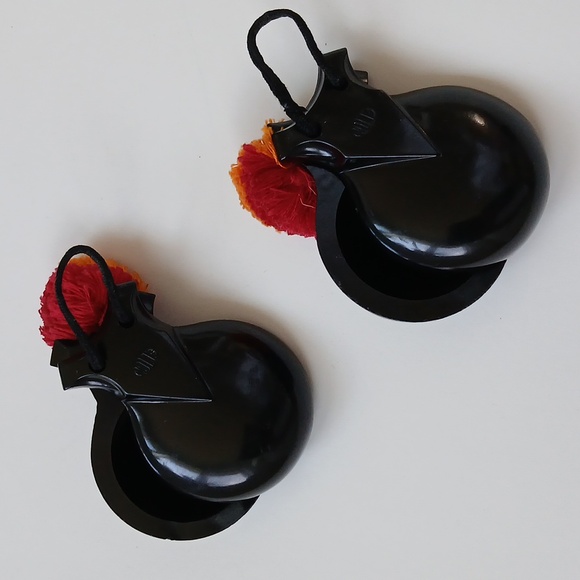 Vintage Black Flamenco Castanets With Tassels Elton Brand Percussion Clappers - Picture 4 of 4